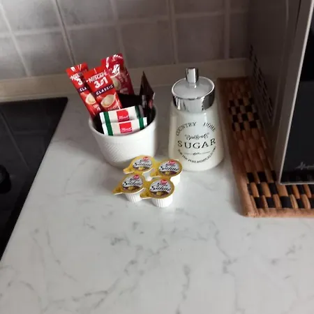 4 - Private Parking And Sea View