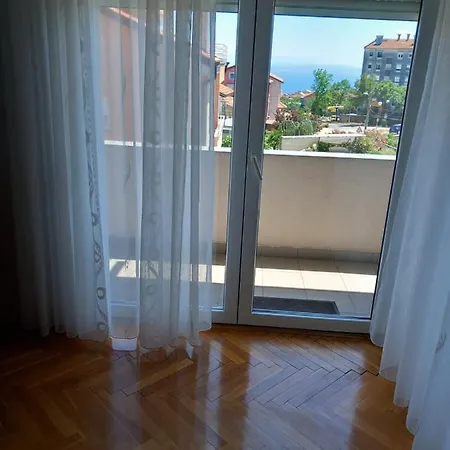 4 - Private Parking And Sea View Ριέκα