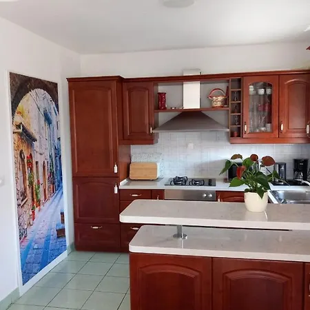 Apartman 4 - Private Parking And Sea View *