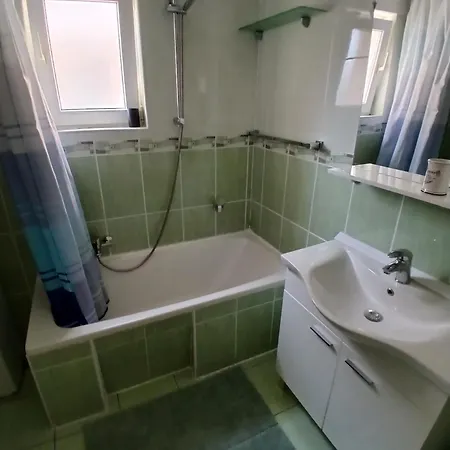 Apartman 4 - Private Parking And Sea View Fiume